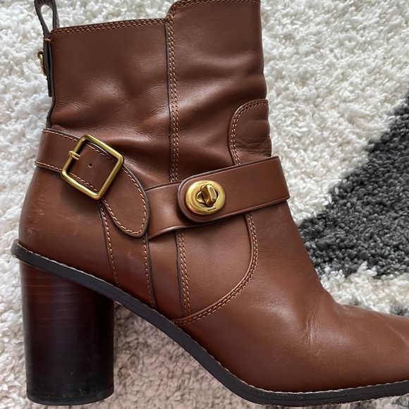 COACH MOTO HEELS - Picture 6 of 12